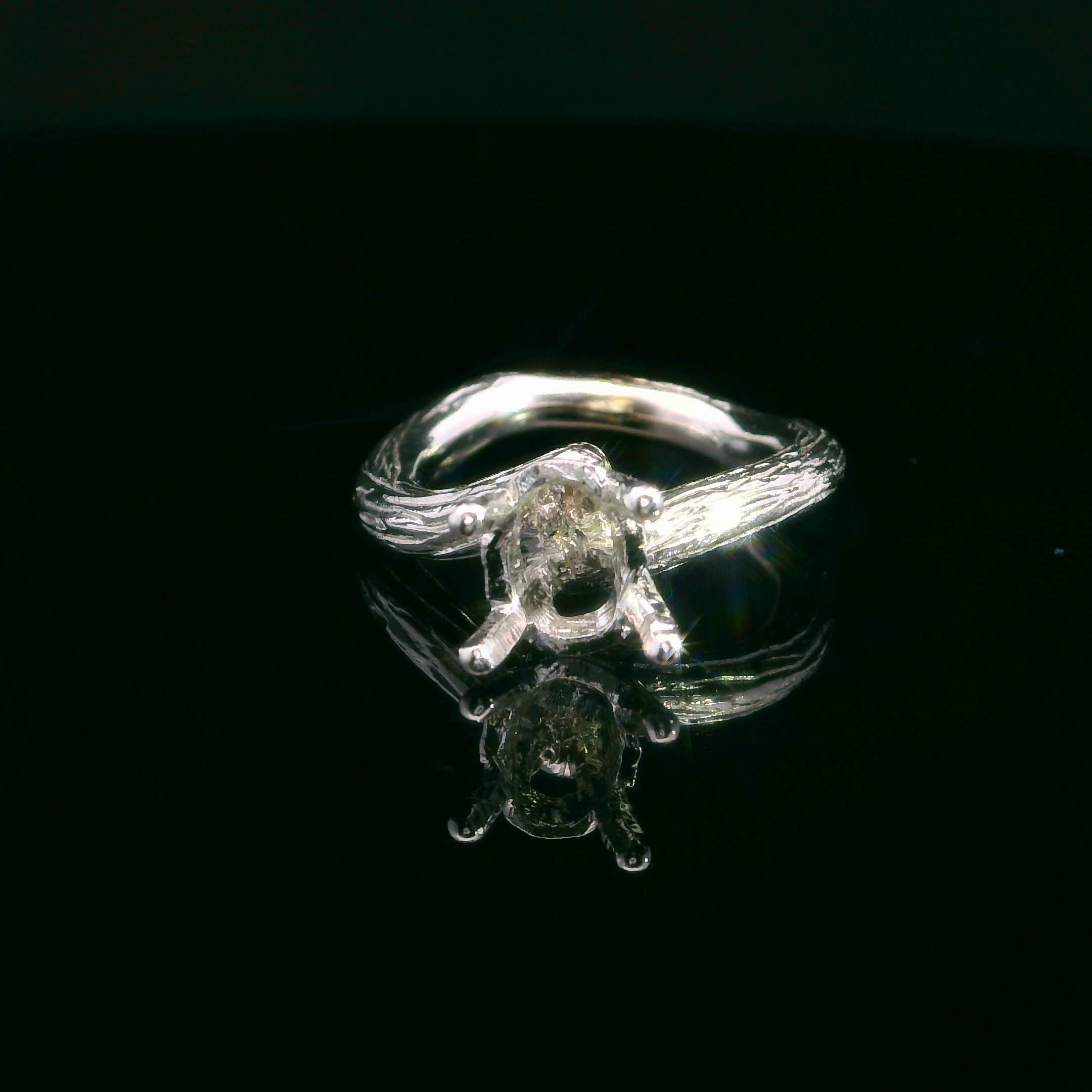 Laurel Engagement/ Unique Design