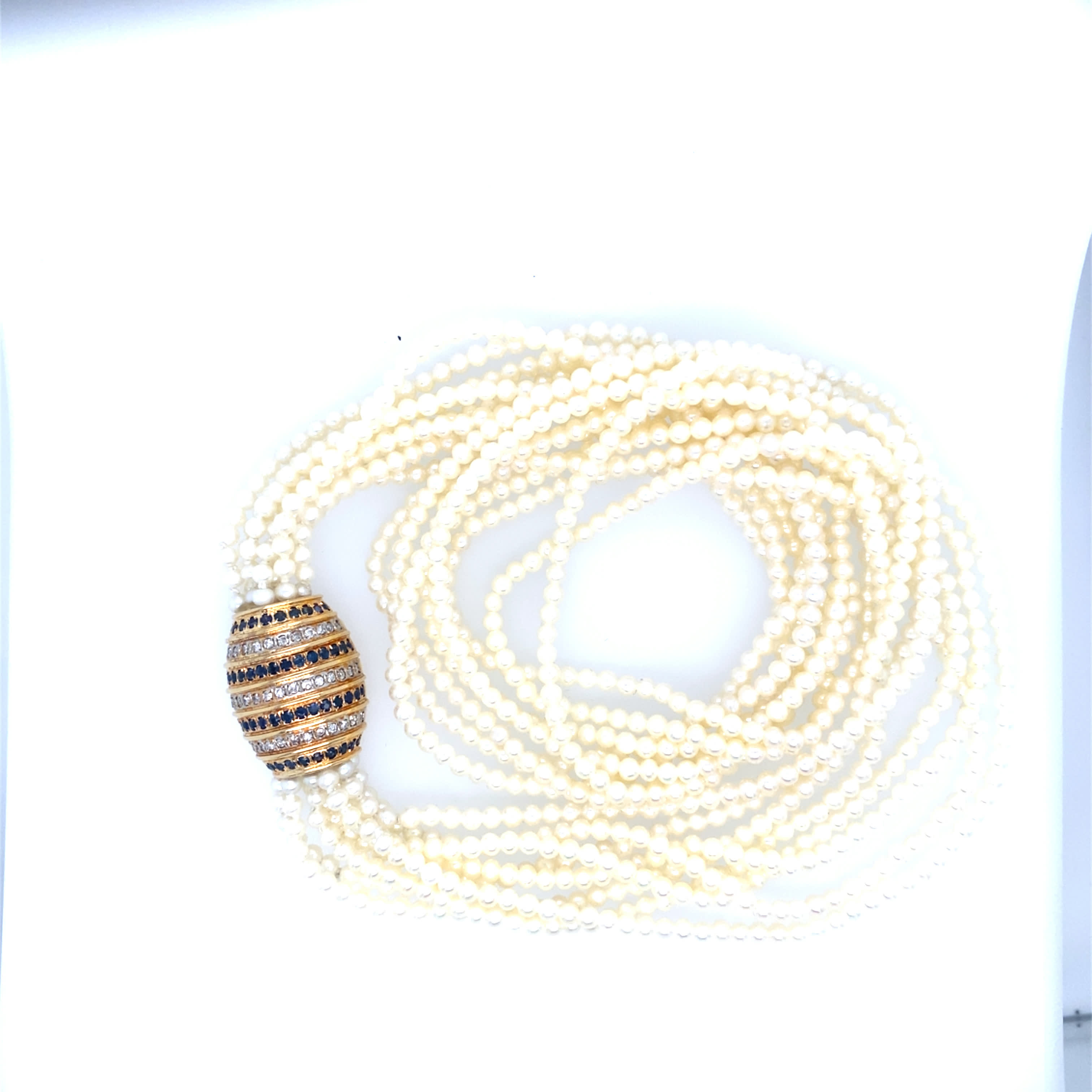 Pearl necklace
