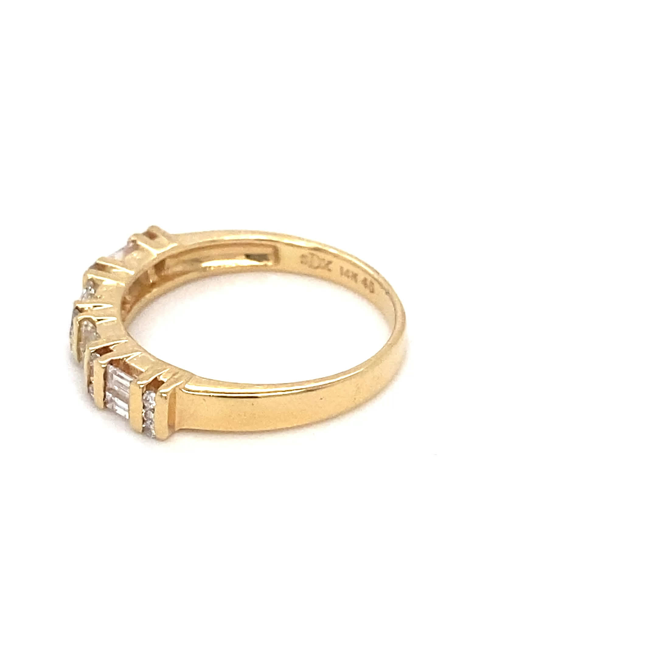 14K Baguettes Band